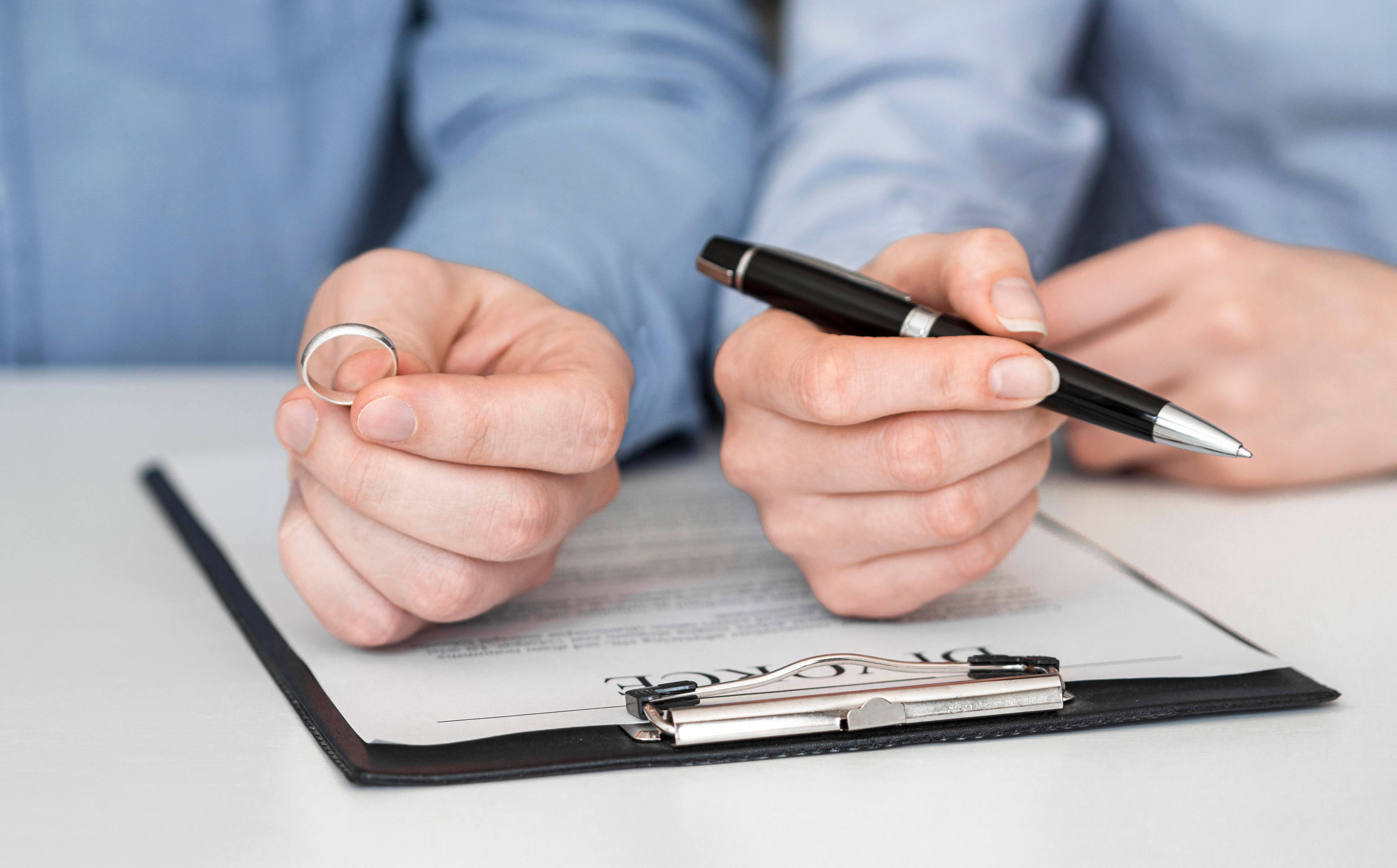 Divorcios - Liseca Abogados/